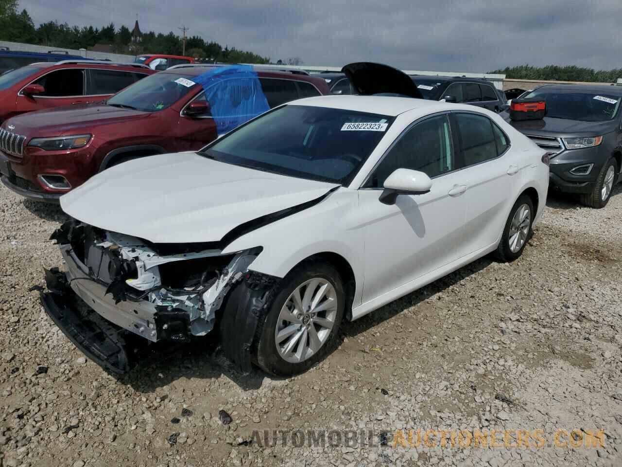 4T1C11AK2NU069932 TOYOTA CAMRY 2022