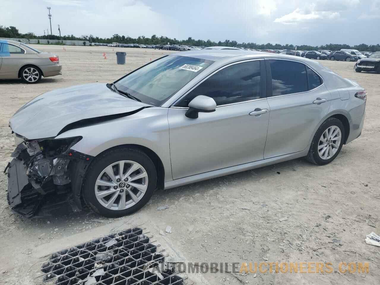 4T1C11AK2NU632137 TOYOTA CAMRY 2022