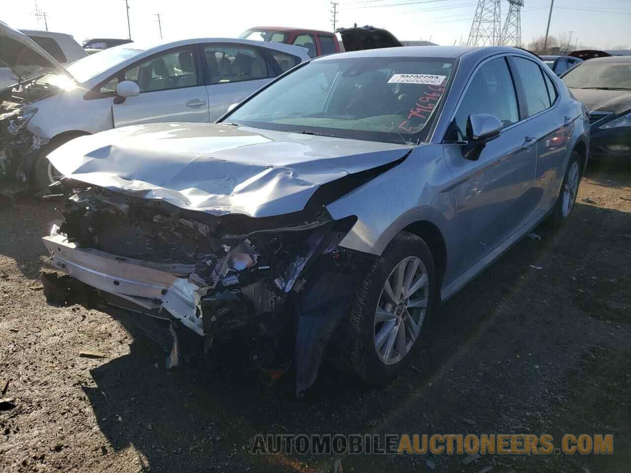 4T1C11AK2NU650721 TOYOTA CAMRY 2022