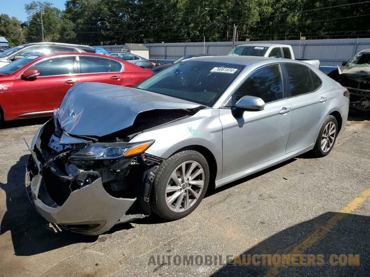 4T1C11AK2NU663906 TOYOTA CAMRY 2022