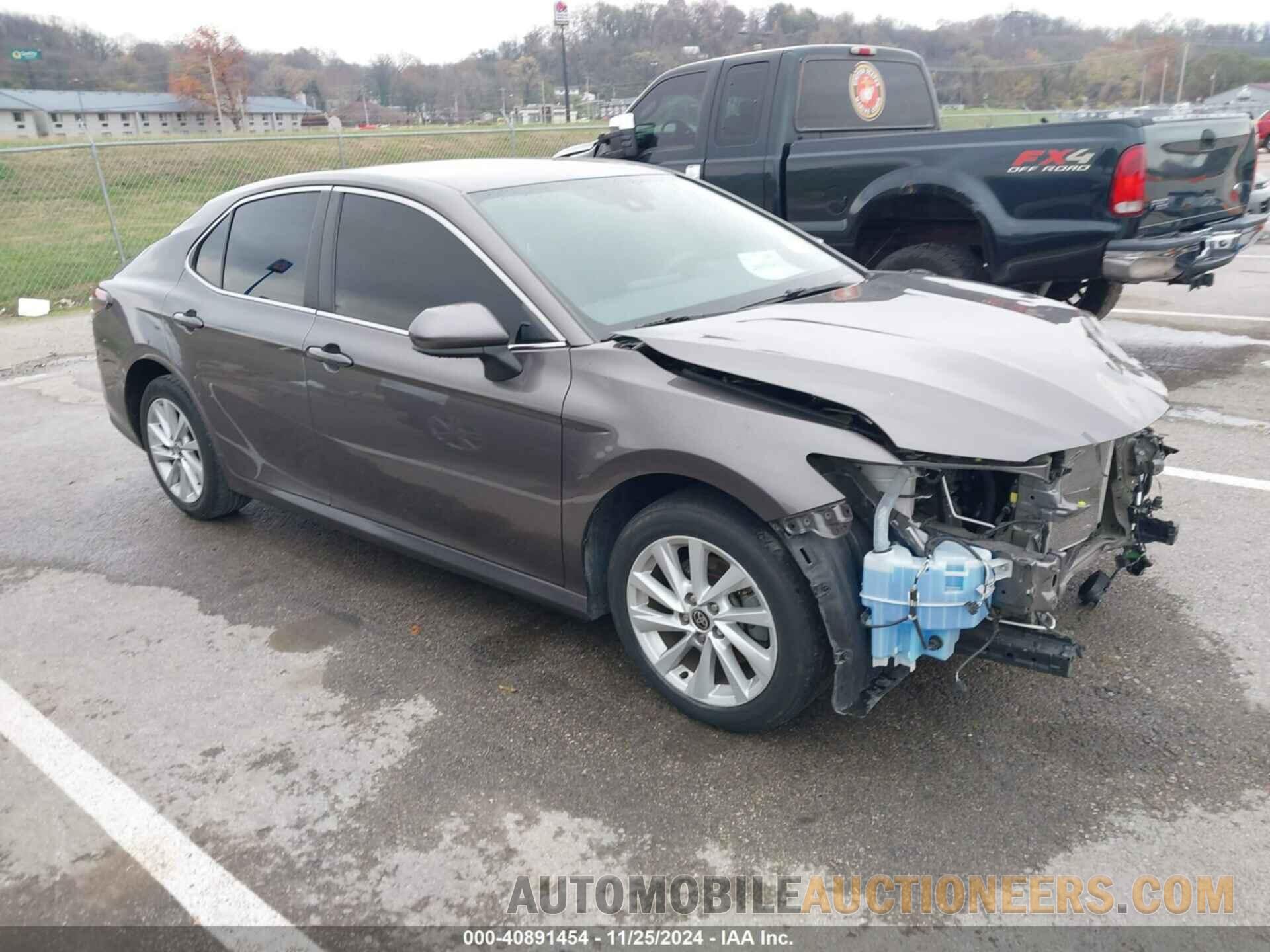 4T1C11AK2NU665574 TOYOTA CAMRY 2022