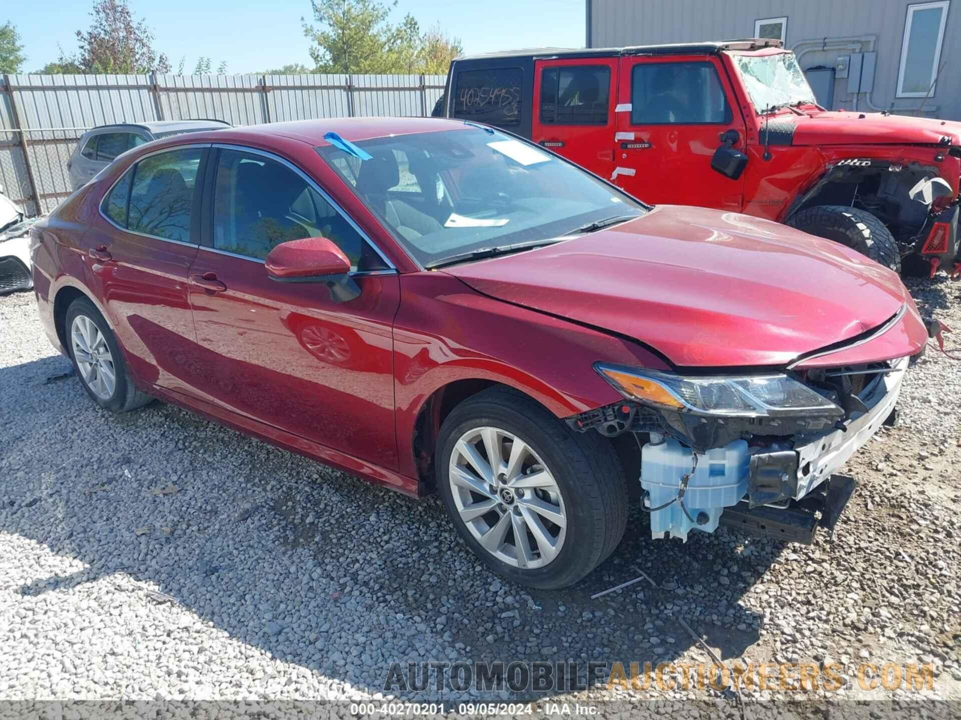 4T1C11AK2NU689003 TOYOTA CAMRY 2022