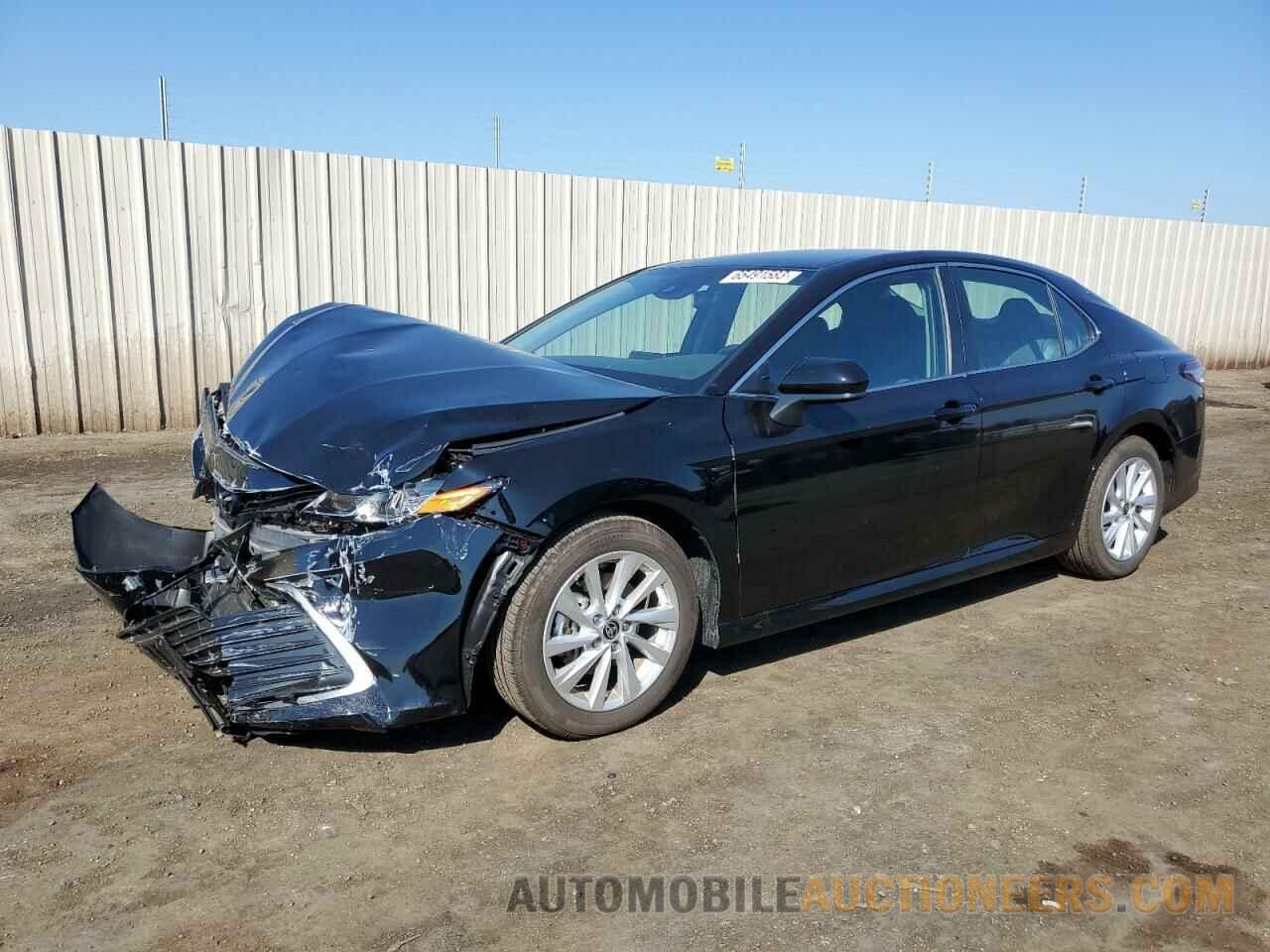 4T1C11AK2PU142171 TOYOTA CAMRY 2023