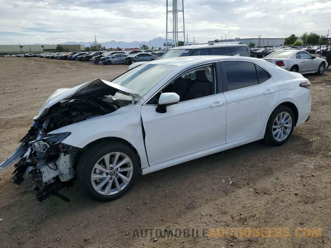 4T1C11AK2PU757383 TOYOTA CAMRY 2023