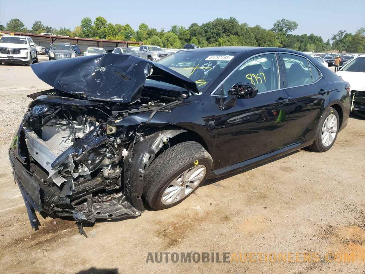 4T1C11AK2PU763829 TOYOTA CAMRY 2023