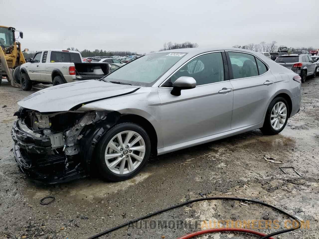 4T1C11AK2PU823611 TOYOTA CAMRY 2023