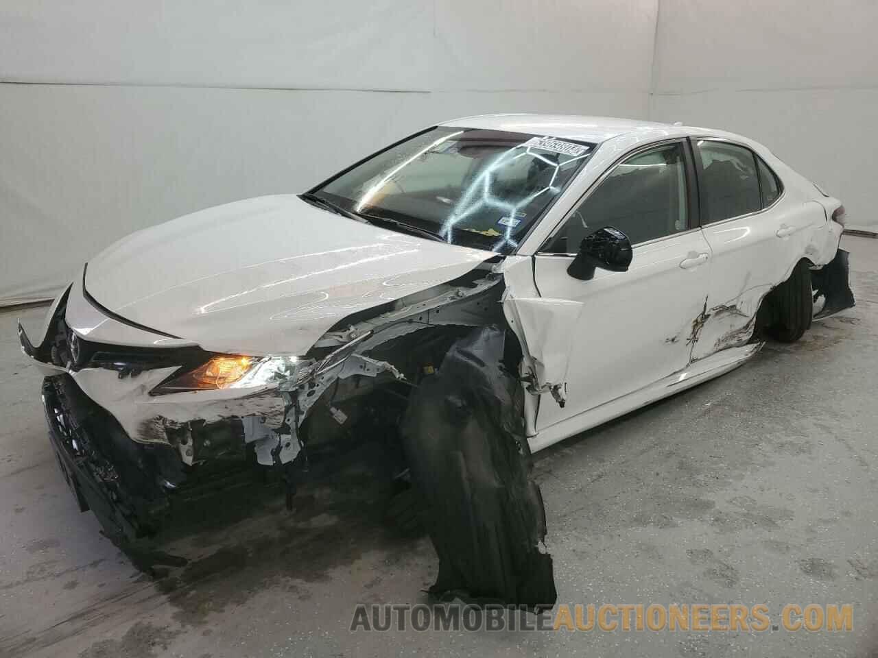 4T1C11AK2RU221567 TOYOTA CAMRY 2024