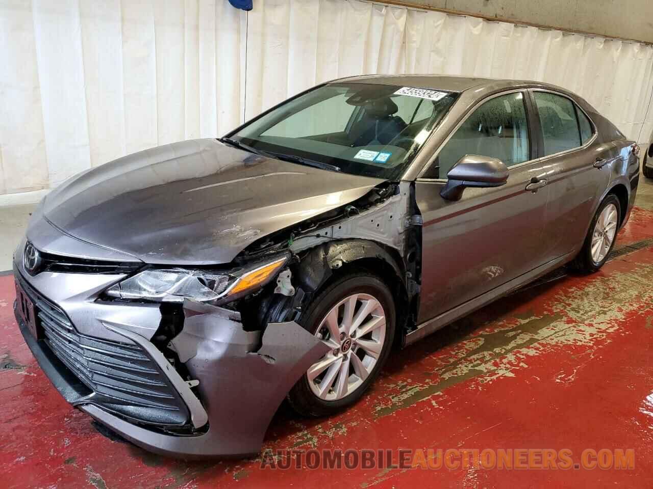 4T1C11AK2RU225313 TOYOTA CAMRY 2024