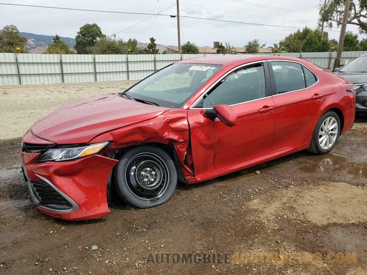 4T1C11AK2RU238336 TOYOTA CAMRY 2024