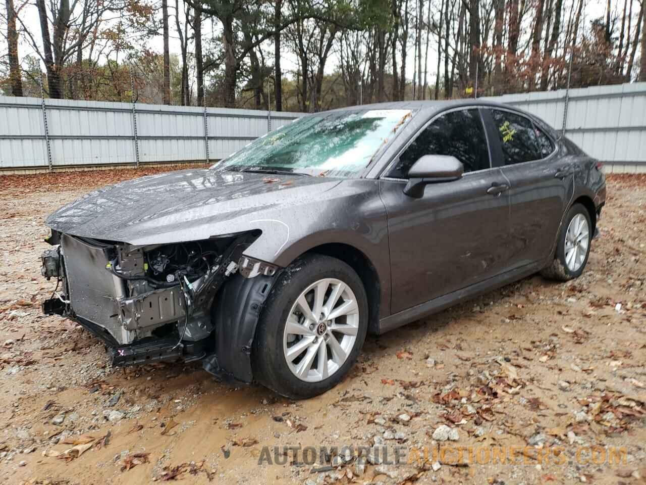 4T1C11AK3MU458495 TOYOTA CAMRY 2021