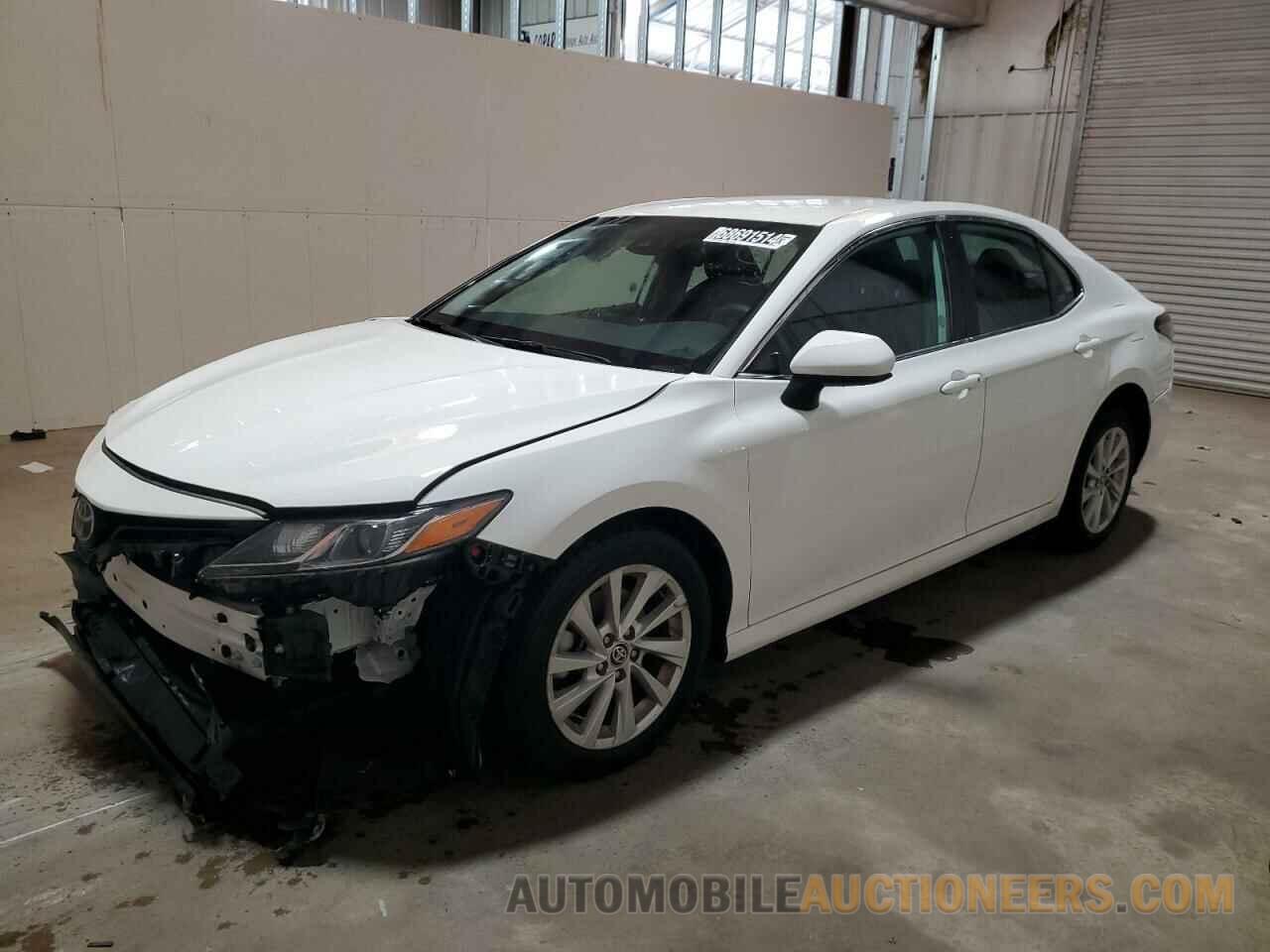 4T1C11AK3MU465978 TOYOTA CAMRY 2021