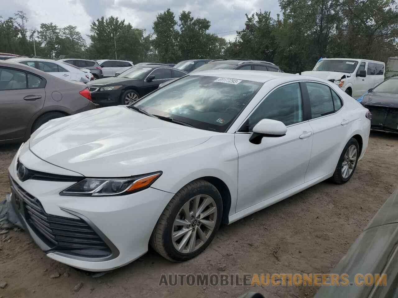 4T1C11AK3MU466855 TOYOTA CAMRY 2021