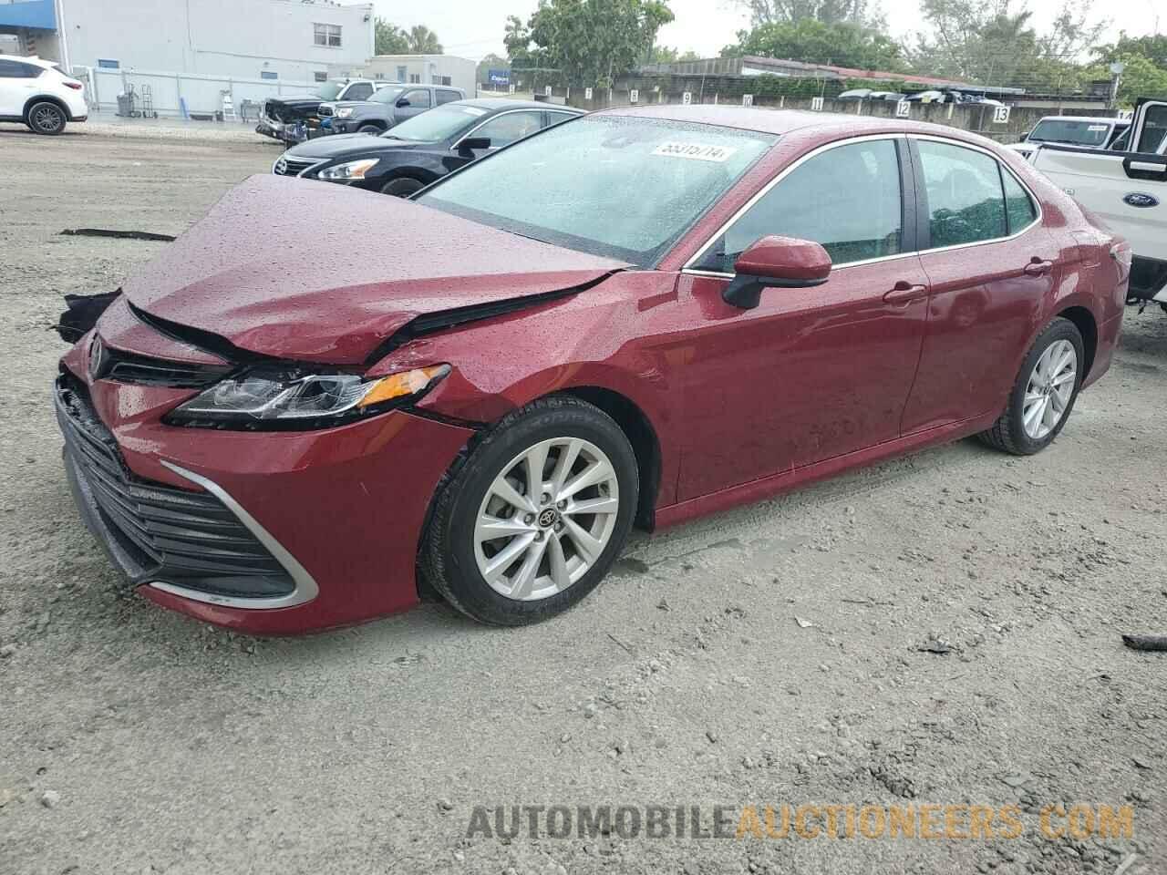 4T1C11AK3MU475930 TOYOTA CAMRY 2021