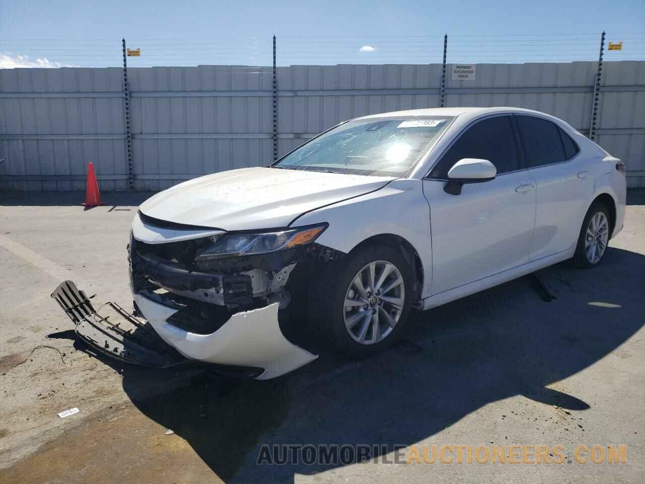 4T1C11AK3MU525077 TOYOTA CAMRY 2021