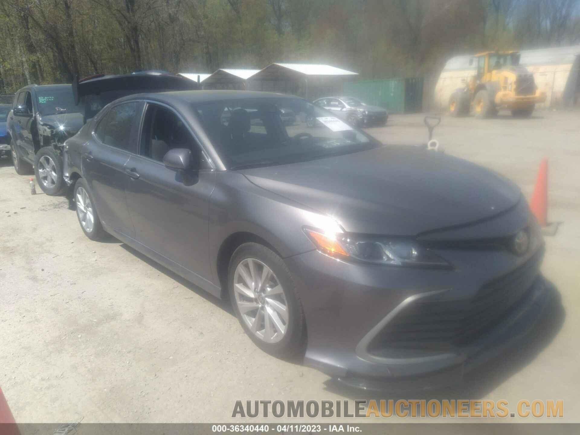 4T1C11AK3MU534992 TOYOTA CAMRY 2021