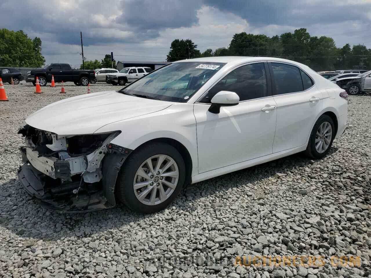 4T1C11AK3MU536743 TOYOTA CAMRY 2021