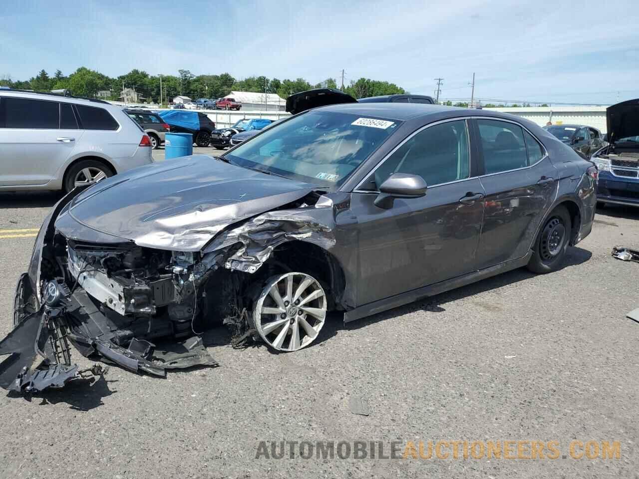 4T1C11AK3MU555325 TOYOTA CAMRY 2021