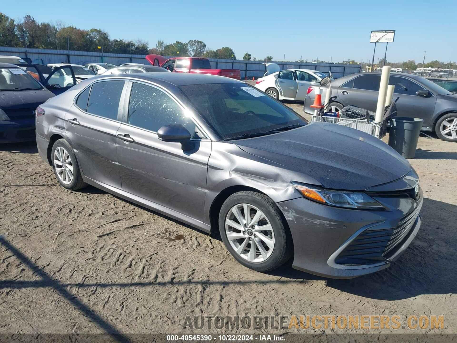 4T1C11AK3MU568933 TOYOTA CAMRY 2021