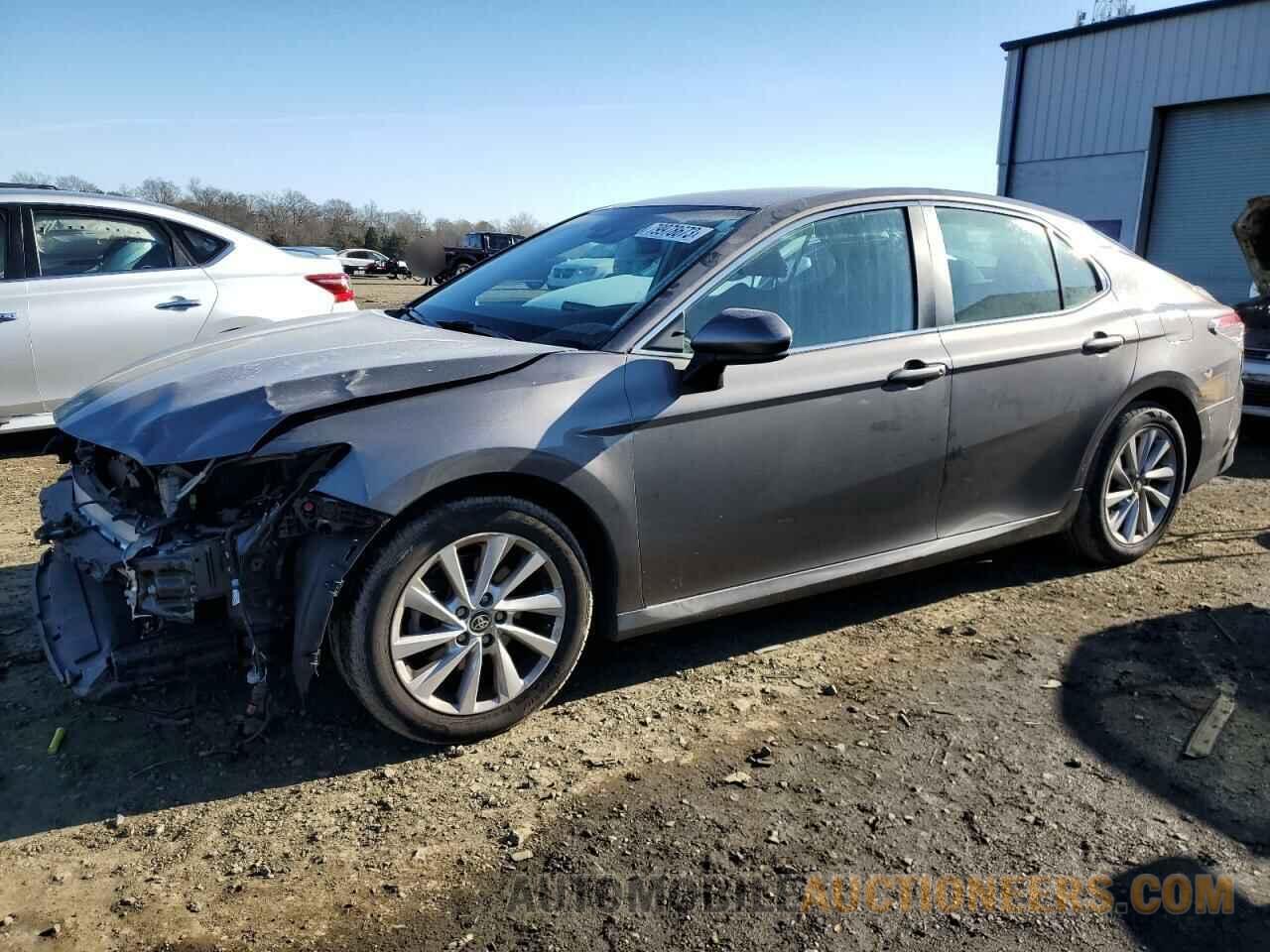 4T1C11AK3MU575672 TOYOTA CAMRY 2021