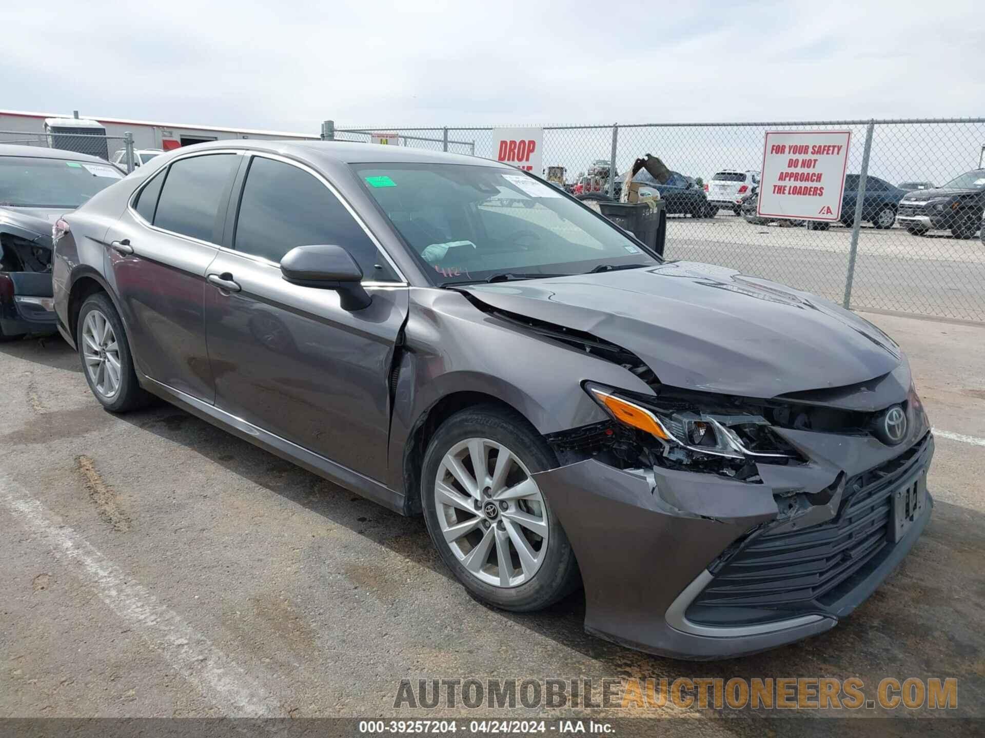 4T1C11AK3MU593427 TOYOTA CAMRY 2021