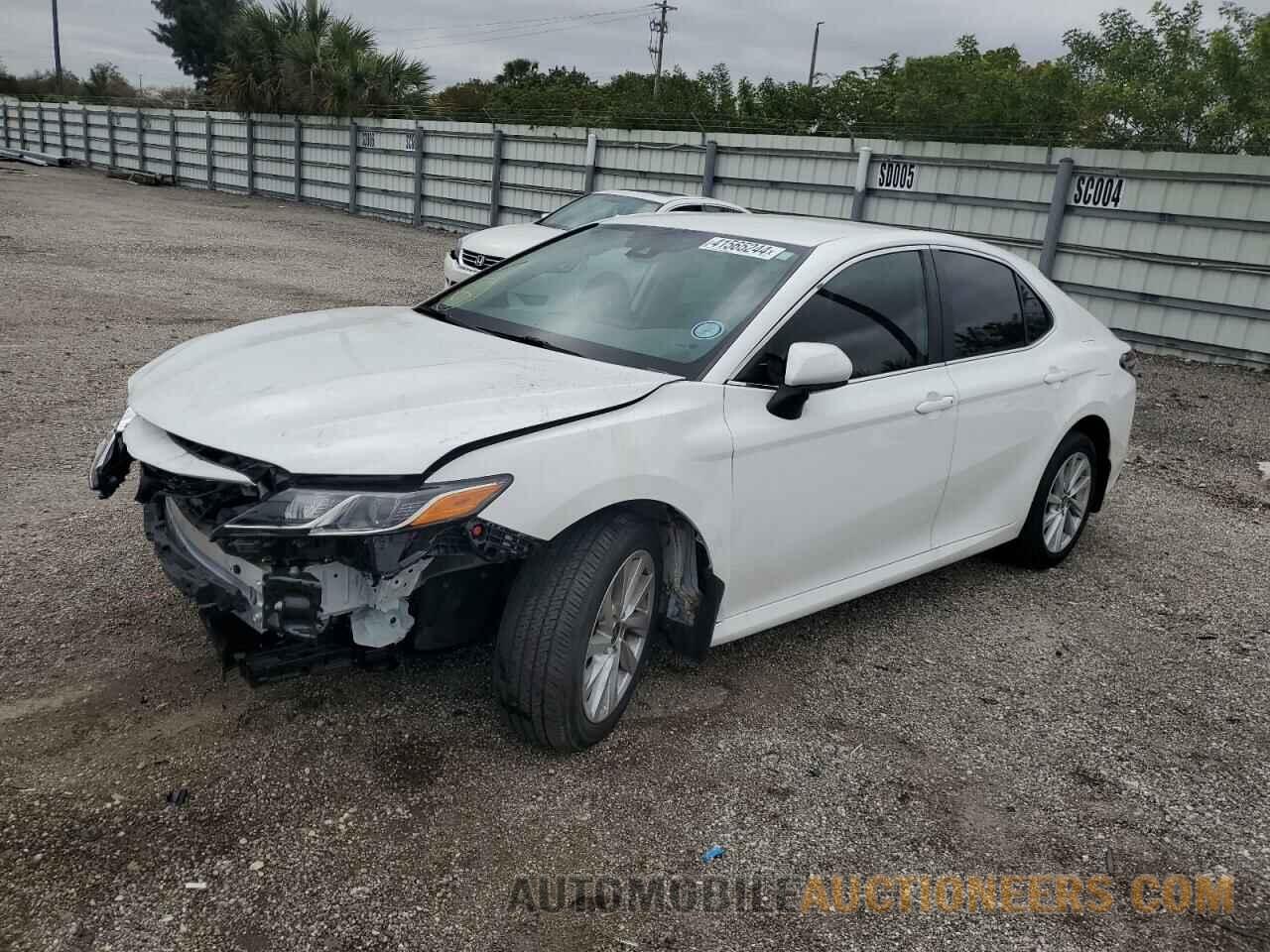 4T1C11AK3MU600182 TOYOTA CAMRY 2021