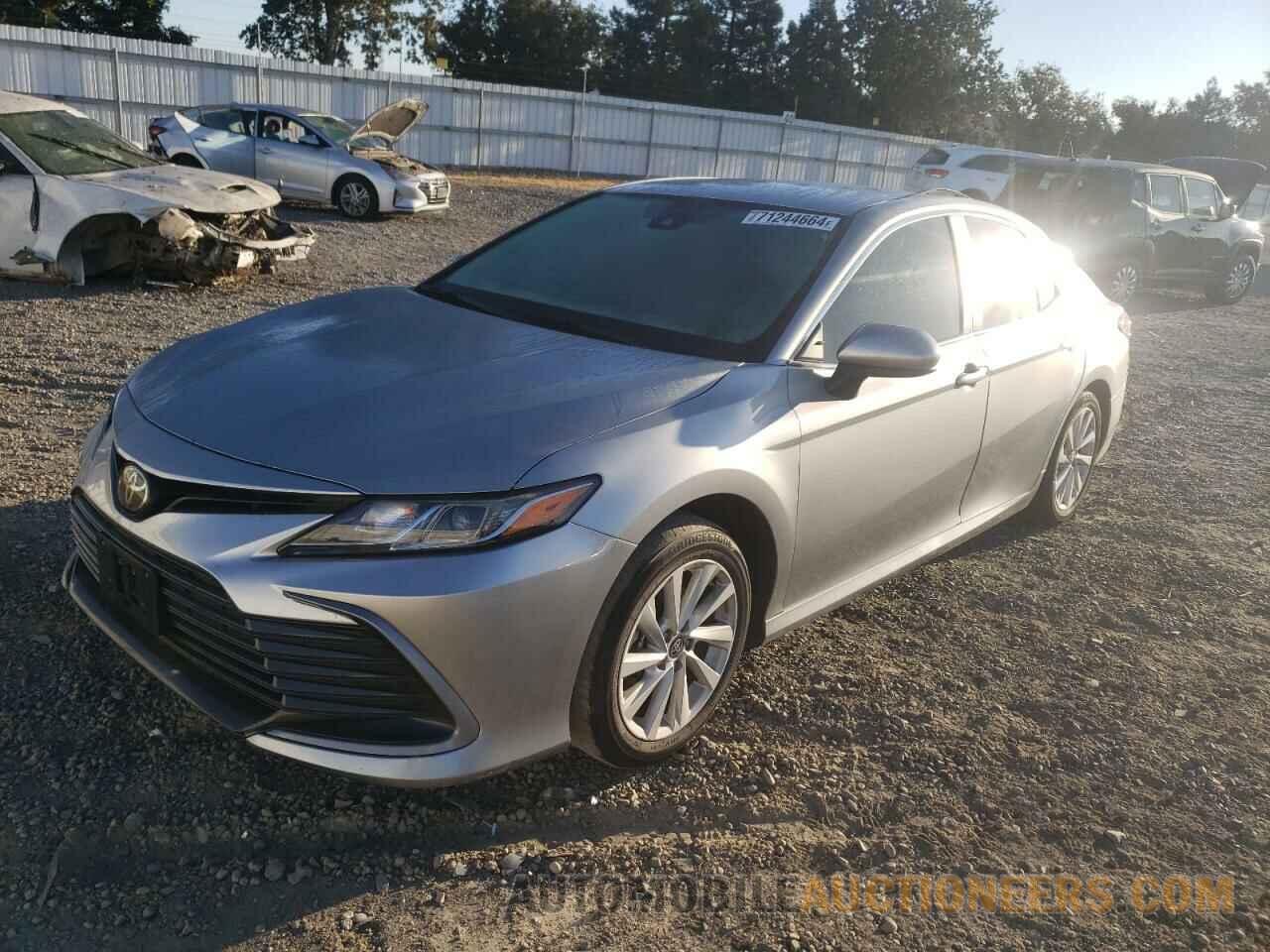 4T1C11AK3MU609397 TOYOTA CAMRY 2021