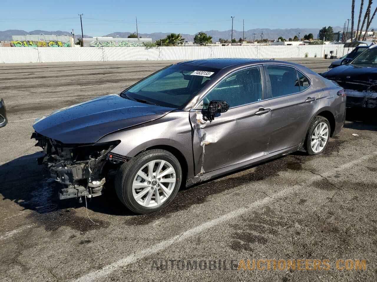 4T1C11AK3NU622846 TOYOTA CAMRY 2022