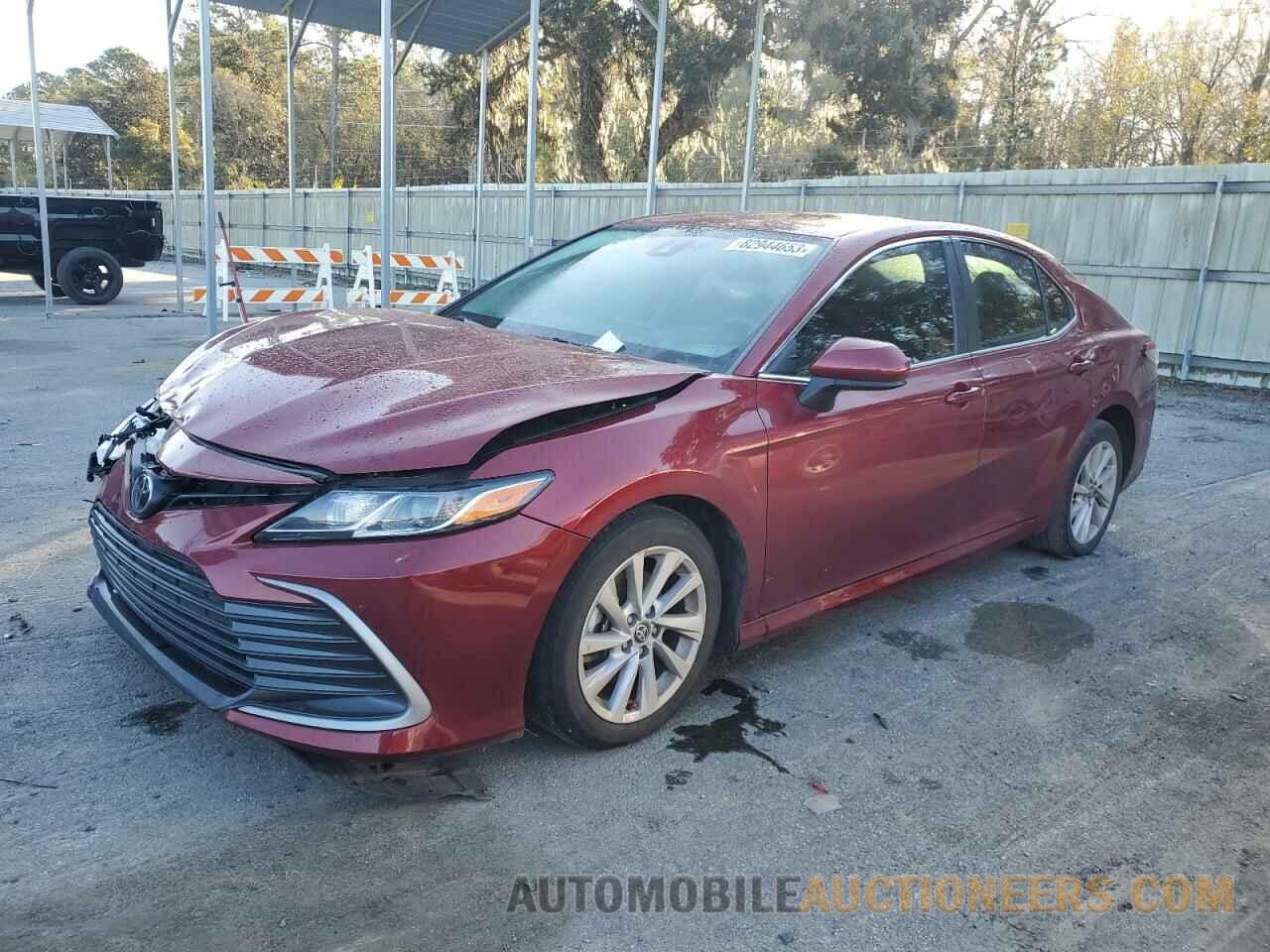 4T1C11AK3NU628677 TOYOTA CAMRY 2022