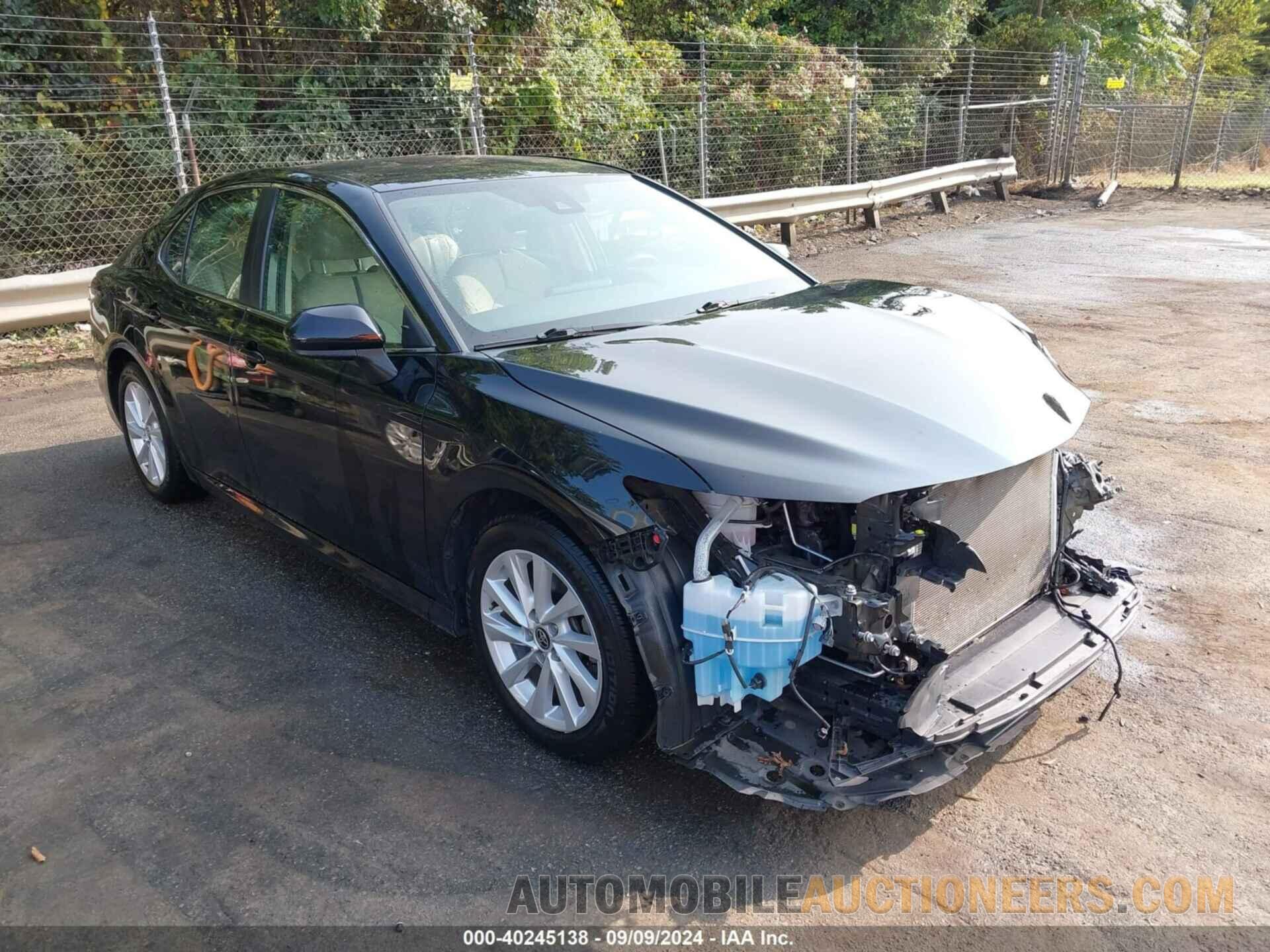 4T1C11AK3NU631739 TOYOTA CAMRY 2022