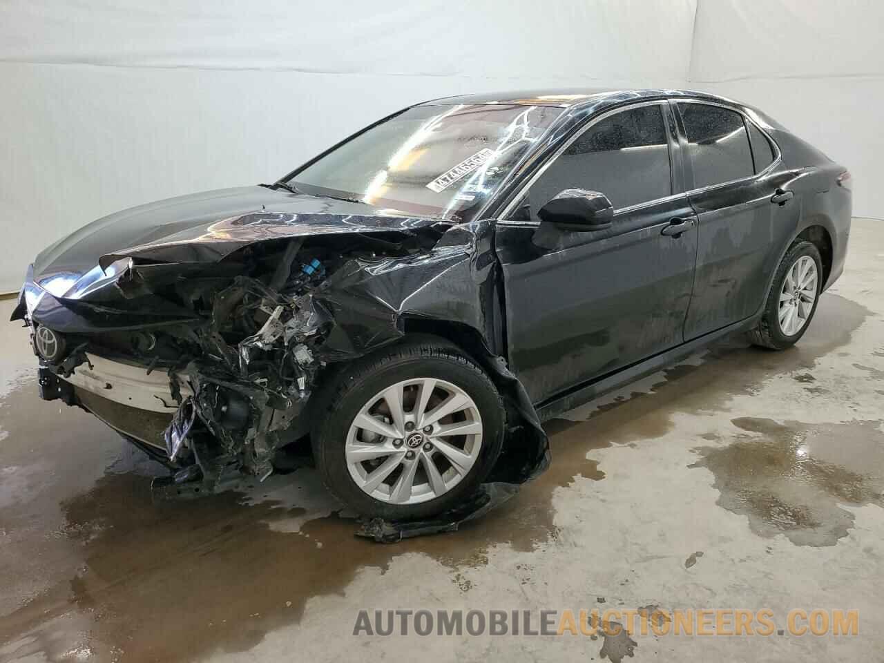 4T1C11AK3NU636360 TOYOTA CAMRY 2022