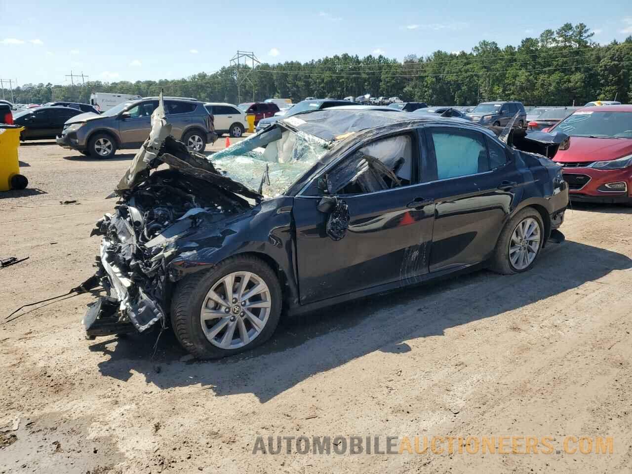 4T1C11AK3NU646631 TOYOTA CAMRY 2022