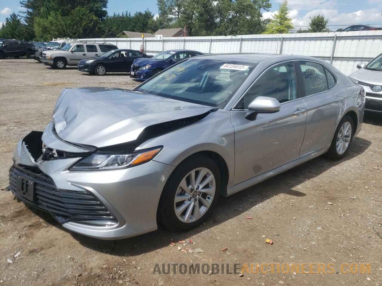 4T1C11AK3NU657029 TOYOTA CAMRY 2022