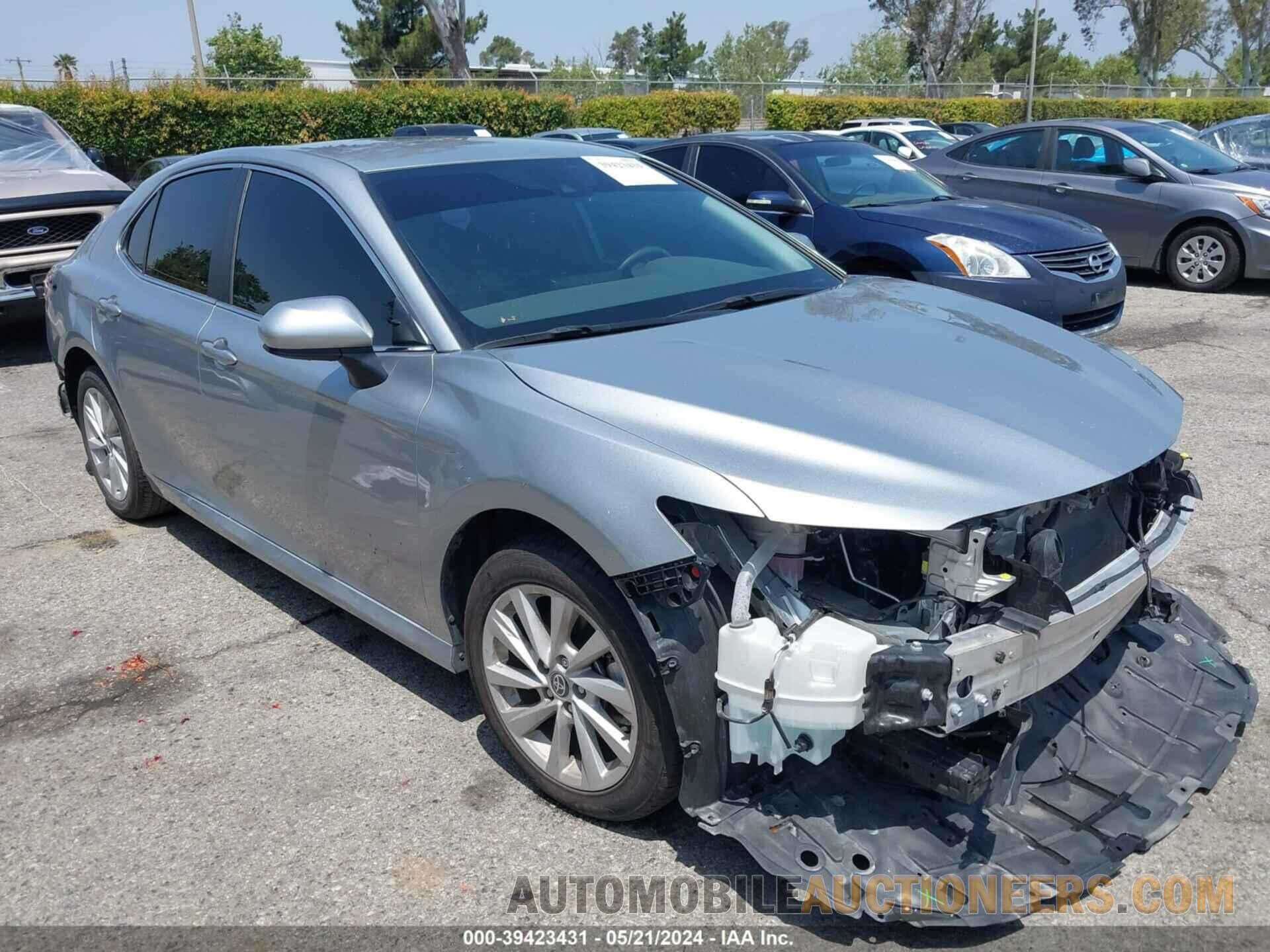 4T1C11AK3NU717455 TOYOTA CAMRY 2022