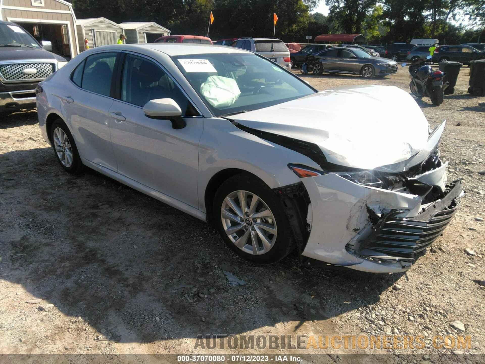 4T1C11AK3PU135763 TOYOTA CAMRY 2023