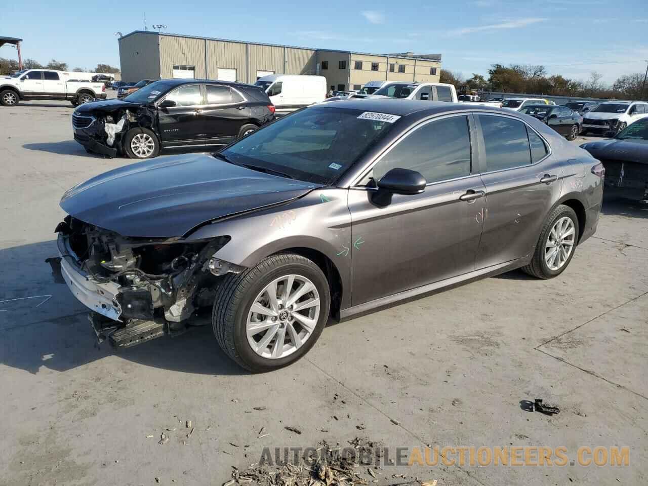 4T1C11AK3PU139327 TOYOTA CAMRY 2023