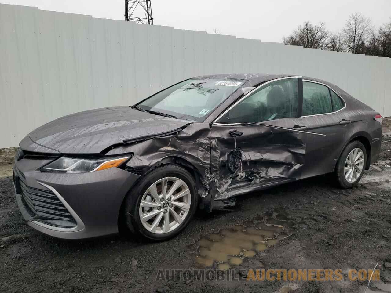 4T1C11AK3PU839140 TOYOTA CAMRY 2023