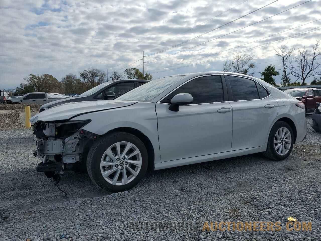 4T1C11AK3RU221898 TOYOTA CAMRY 2024