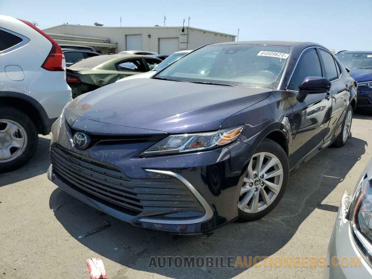 4T1C11AK4MU489190 TOYOTA CAMRY 2021