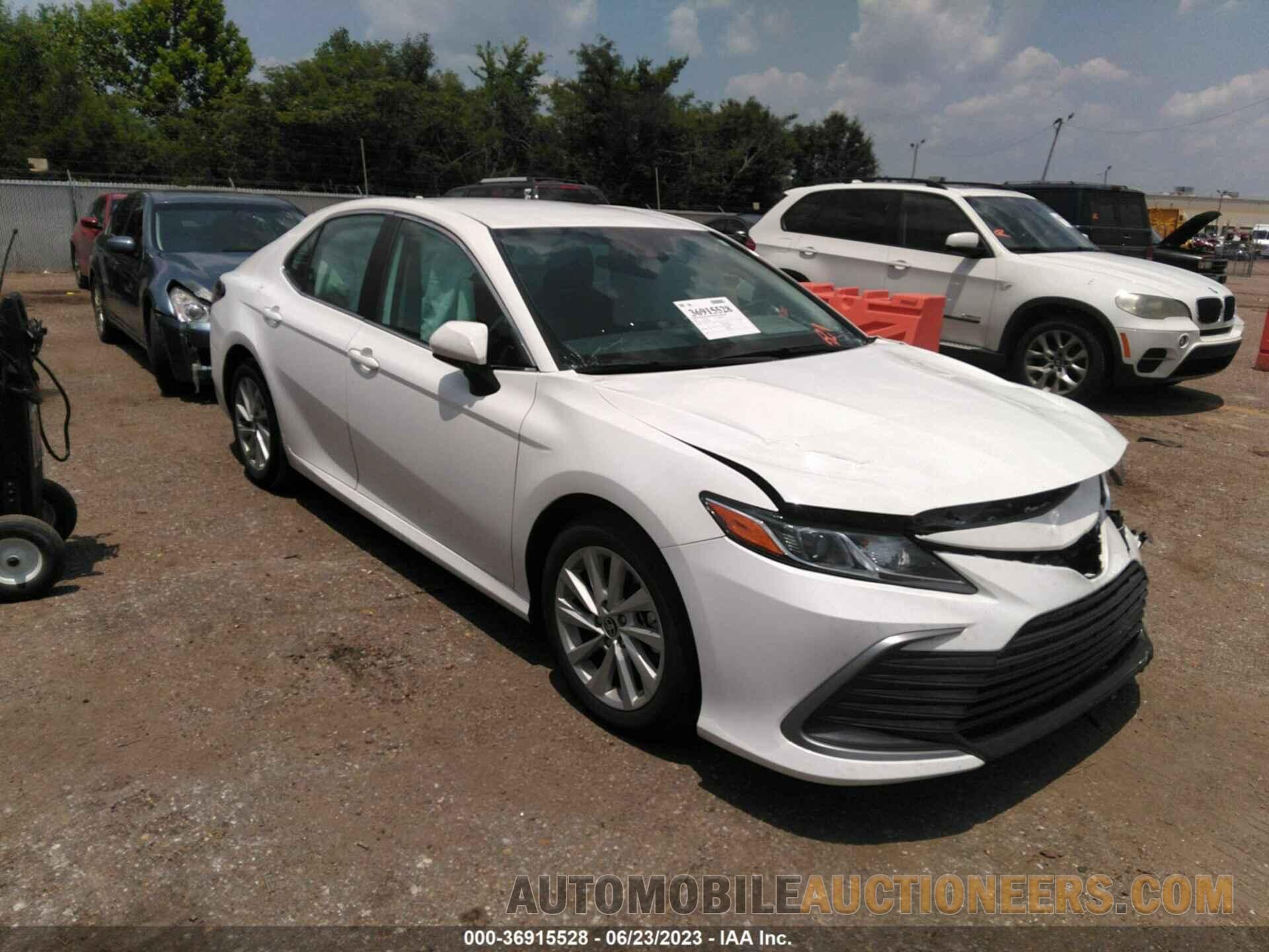 4T1C11AK4NU048290 TOYOTA CAMRY 2022