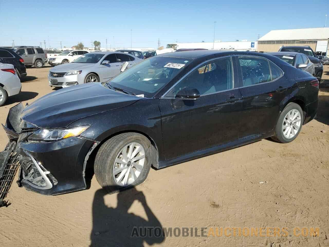 4T1C11AK4NU629790 TOYOTA CAMRY 2022