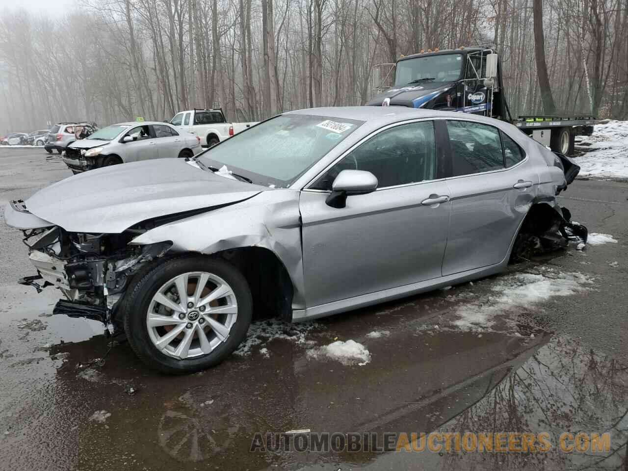 4T1C11AK4NU664376 TOYOTA CAMRY 2022