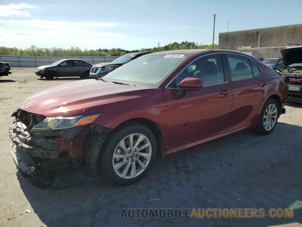 4T1C11AK4NU695529 TOYOTA CAMRY 2022