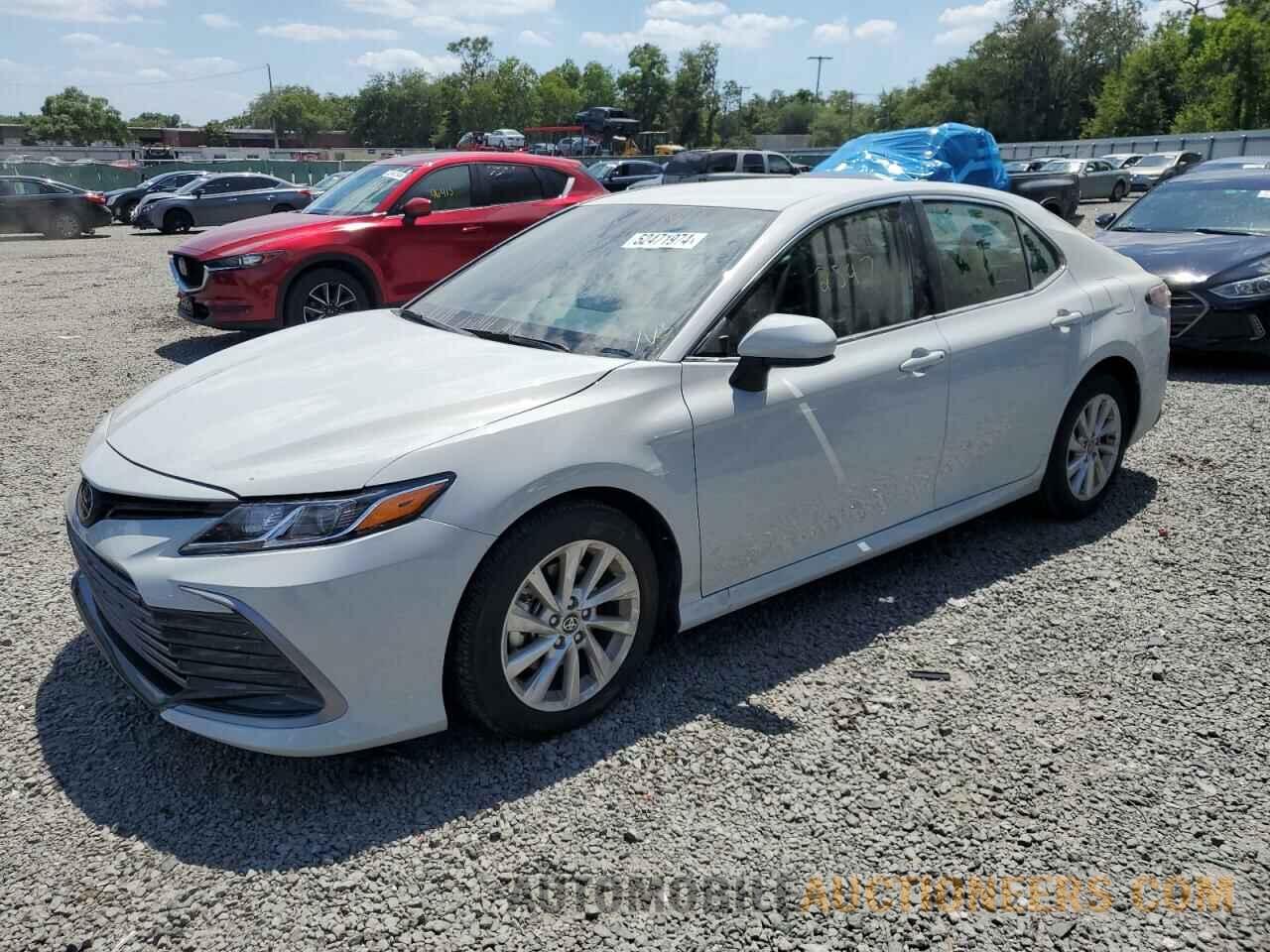 4T1C11AK4RU201272 TOYOTA CAMRY 2024