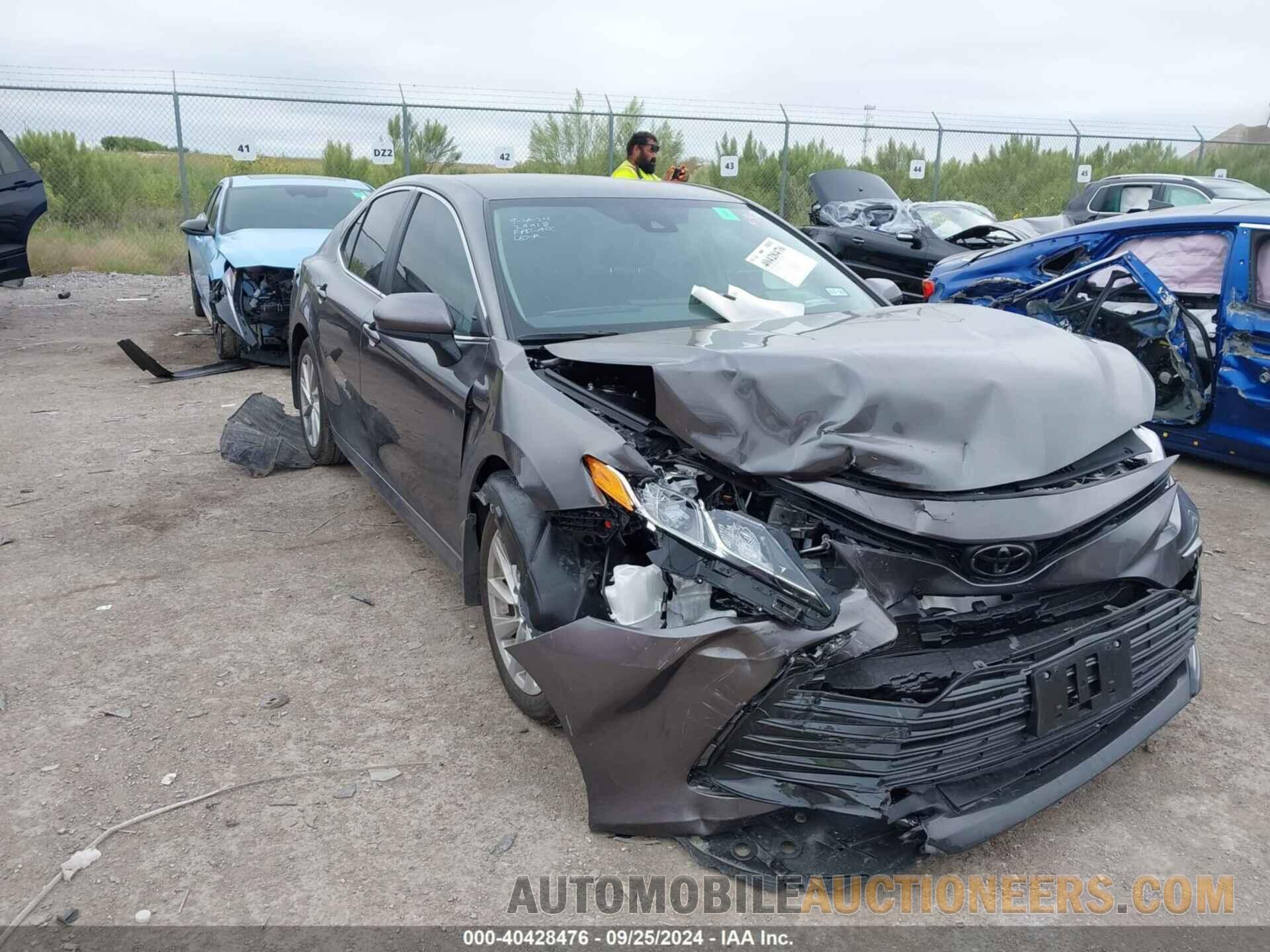 4T1C11AK4RU914818 TOYOTA CAMRY 2024