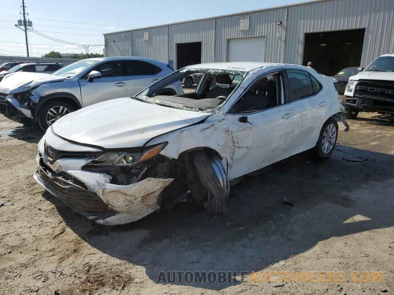 4T1C11AK5LU368425 TOYOTA CAMRY 2020