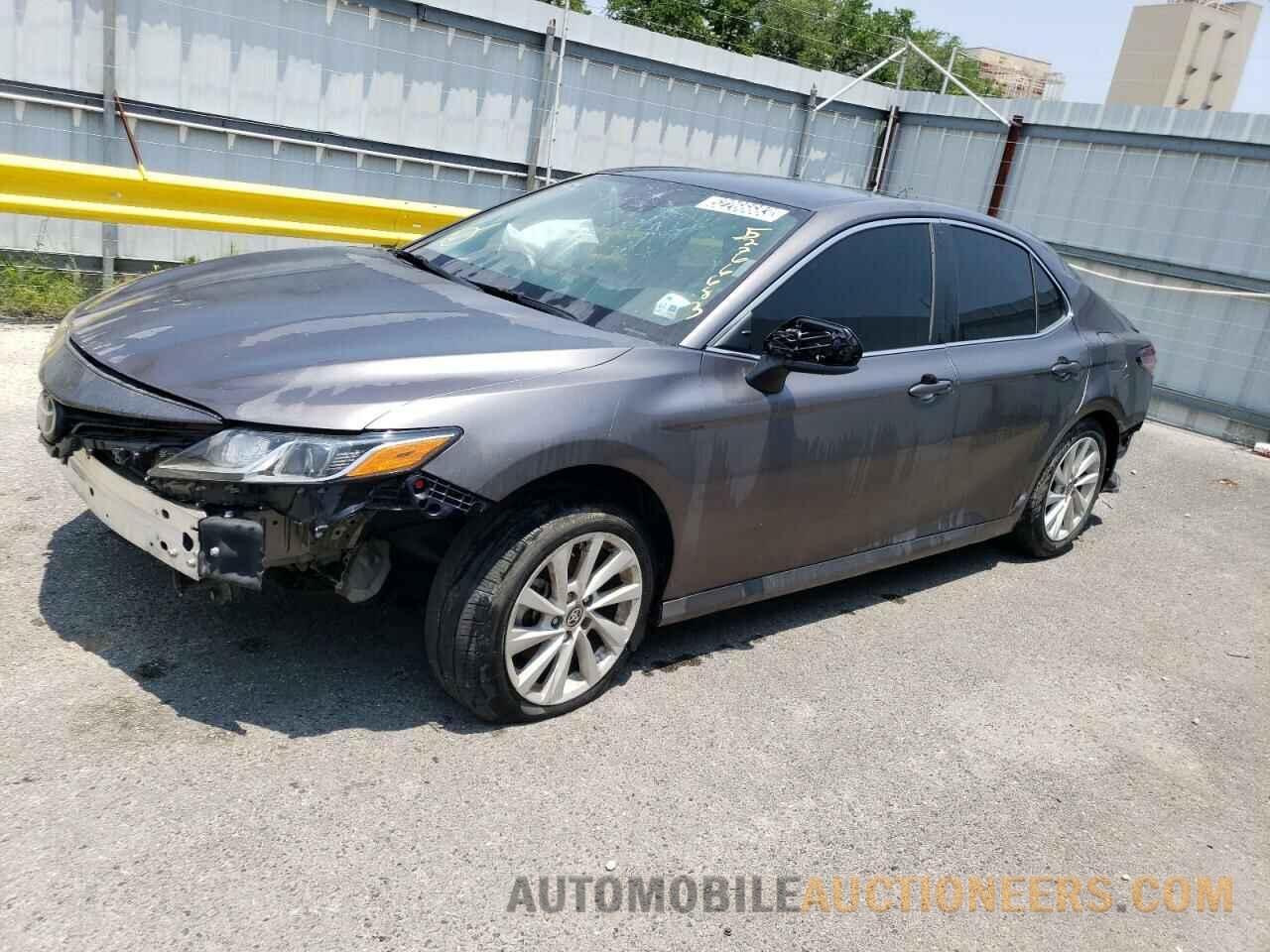 4T1C11AK5MU451497 TOYOTA CAMRY 2021