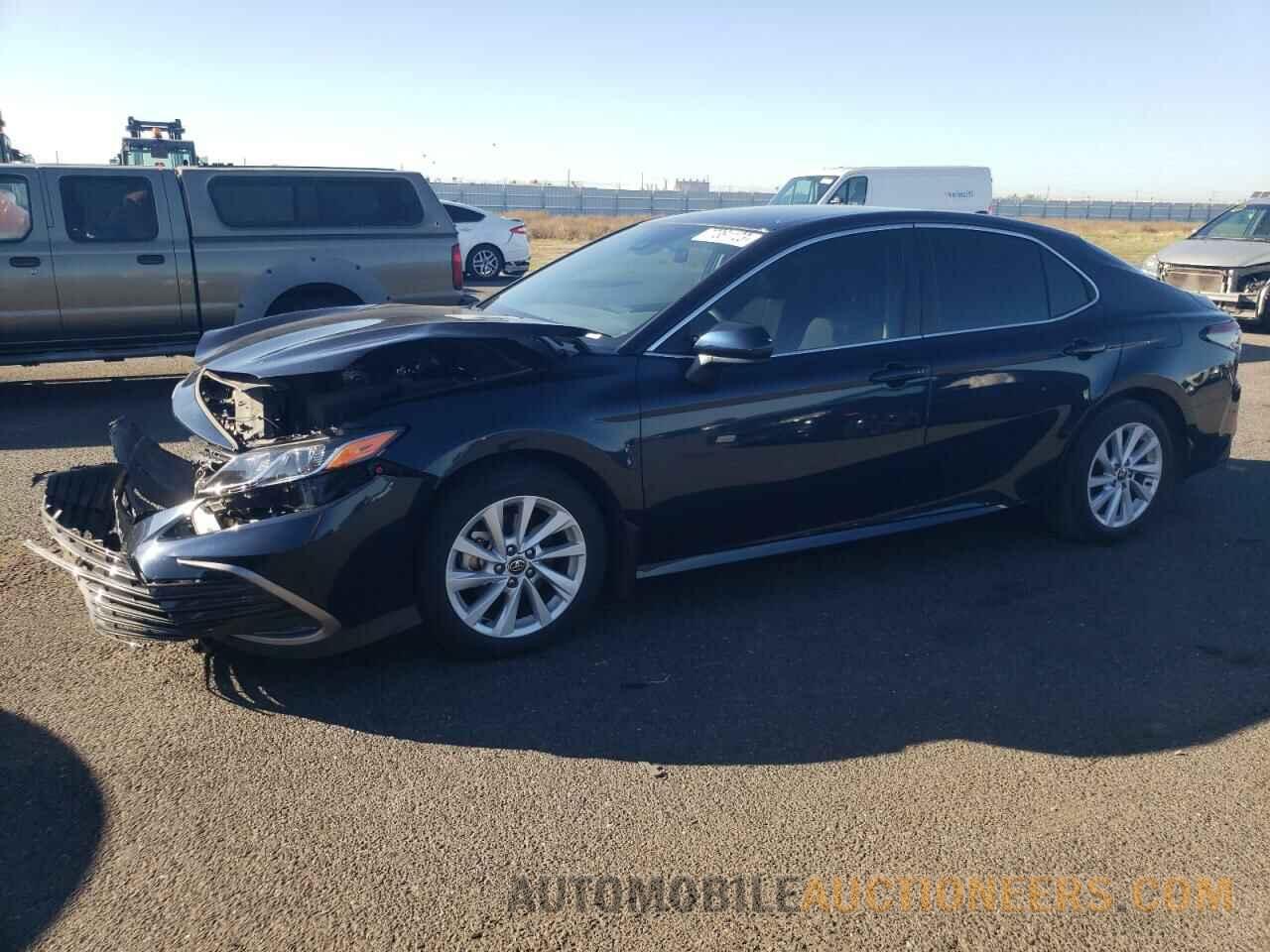 4T1C11AK5MU494138 TOYOTA CAMRY 2021