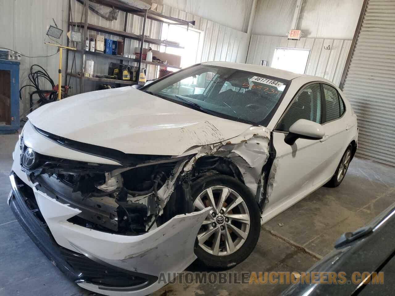 4T1C11AK5MU563734 TOYOTA CAMRY 2021