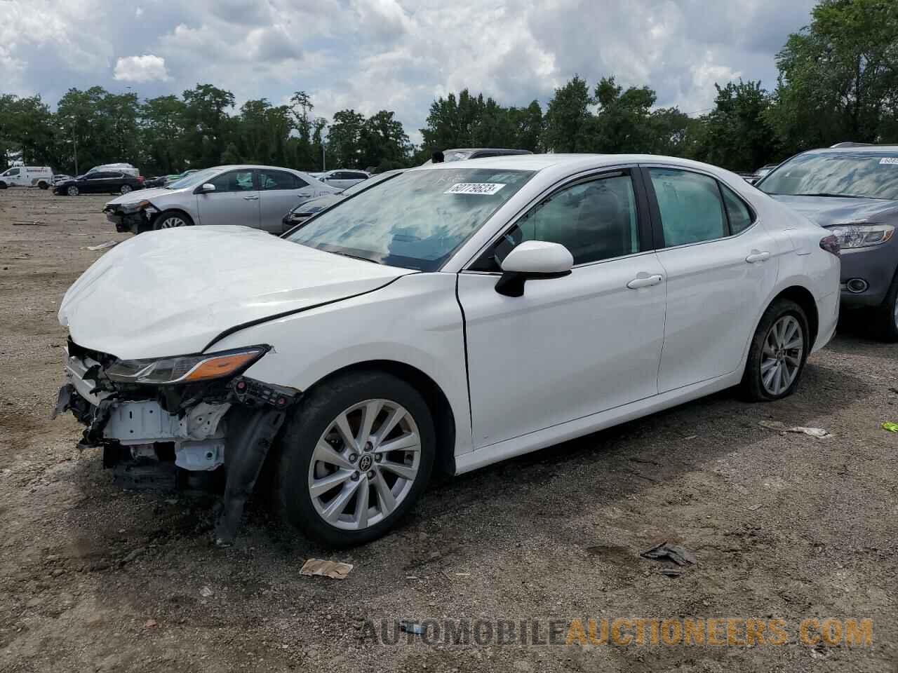 4T1C11AK5MU573762 TOYOTA CAMRY 2021