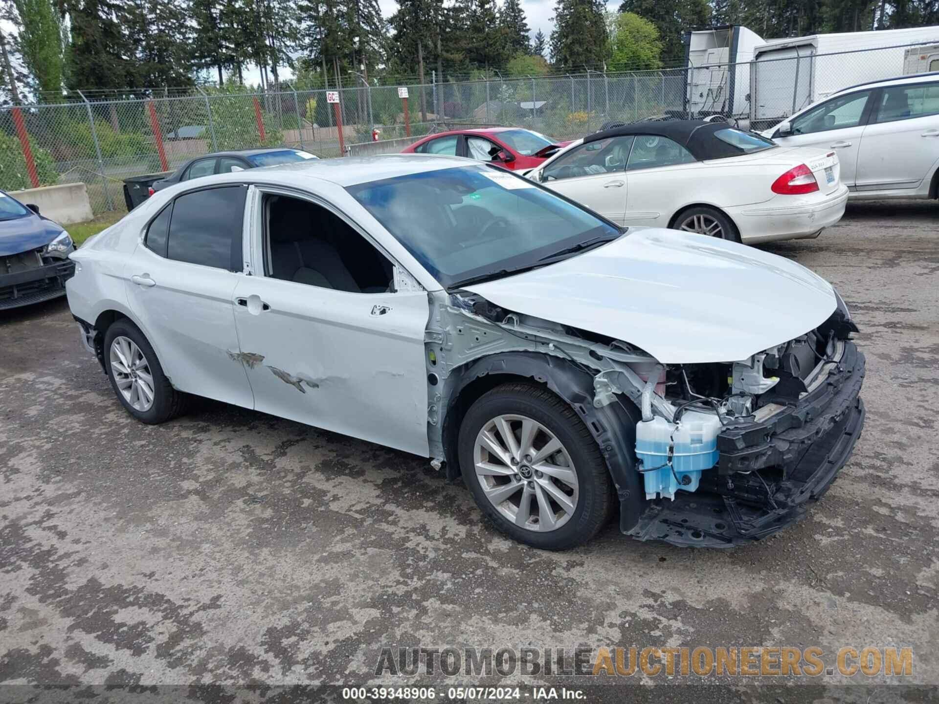 4T1C11AK5NU045074 TOYOTA CAMRY 2022